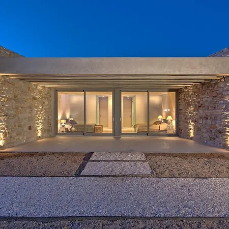 Mylo 5 Bedrooms *