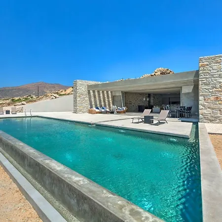 Mylo 5 Bedrooms *
